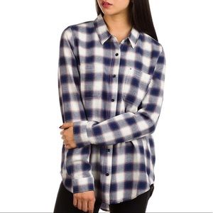 vans off the wall meridian blue plaid flannel